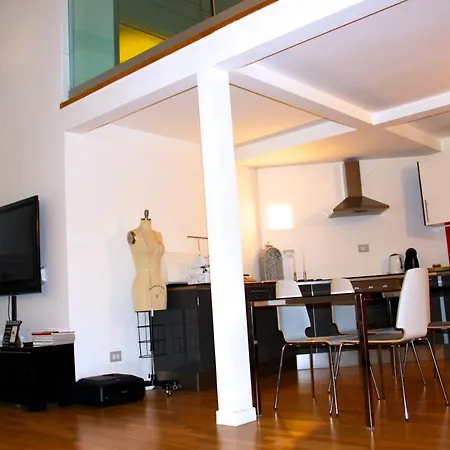 Fashionable Loft In Milan * Milão